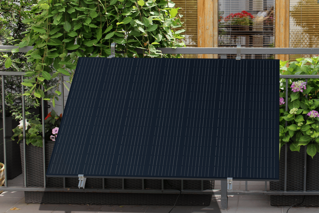 SolarLux Balkonkraftwerk Solo Komplettpaket (440W) - SolarLuxEnergy | Dein Onlineshop für Photovoltaik